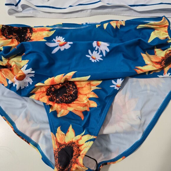 Shein Striped and Sunflower Print Bikini Set - Size Large - Picture 3 of 11